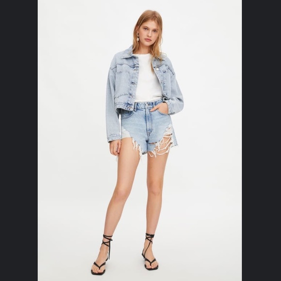 Like NEW Zara High-rise High-waisted Ripped Denim Shorts Blue - Picture 1 of 4